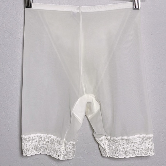 Vintage Bali Cream Lace Thigh Slimmer Shapewear High Waist Semi-Sheer Medium - Picture 3 of 6